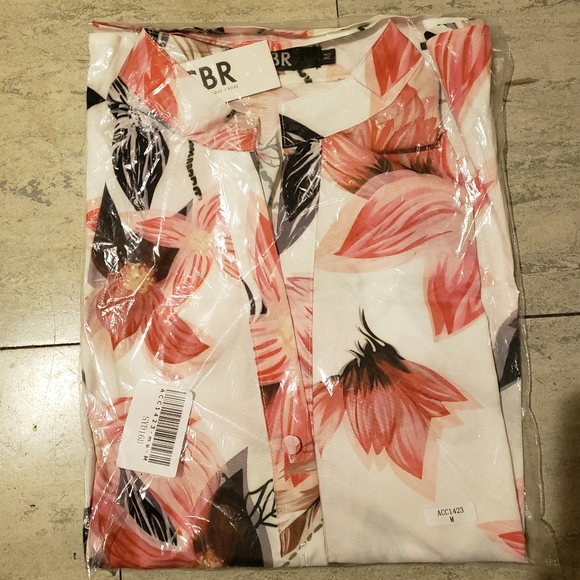 Floral Print Casual Blouse - Picture 4 of 5